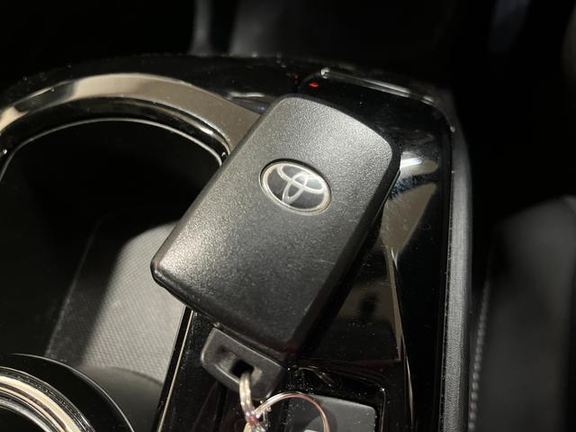 プリウスアルファ Sツーリングセレクション・GRスポーツ SツーリングセレクションGRスポーツ_純正ナビ/フルセグTV/バックモニター/bluetooth ドライブレコーダー ステアリングリモコン ETC プッシュスタート スマートキー 純正アルミホイール(29枚目)