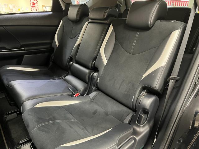 プリウスアルファ Sツーリングセレクション・GRスポーツ SツーリングセレクションGRスポーツ_純正ナビ/フルセグTV/バックモニター/bluetooth ドライブレコーダー ステアリングリモコン ETC プッシュスタート スマートキー 純正アルミホイール(34枚目)