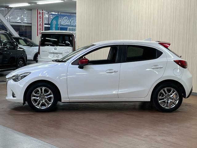 デミオ XDノーブルクリムゾン_360°モニタ-_純正ナビ/フルセグTV ETC ステアリングリモコン クリアランスソナー スマートキー シートヒーター 純正アルミホイール LEDヘッドライト(5枚目)