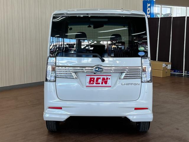 シフォン カスタムＲ　スペシャル　スマートアシスト　カスタムＲスペシャルスマートアシスト＿全方位モニタ－付ナビ／フルセグＴＶ／ｂｌｕｅｔｏｏｔｈ　純正アルミホイール　プッシュスタート　スマートキー　両側パワースライドドア　ＥＴＣ　ドライブレコーダー（6枚目）