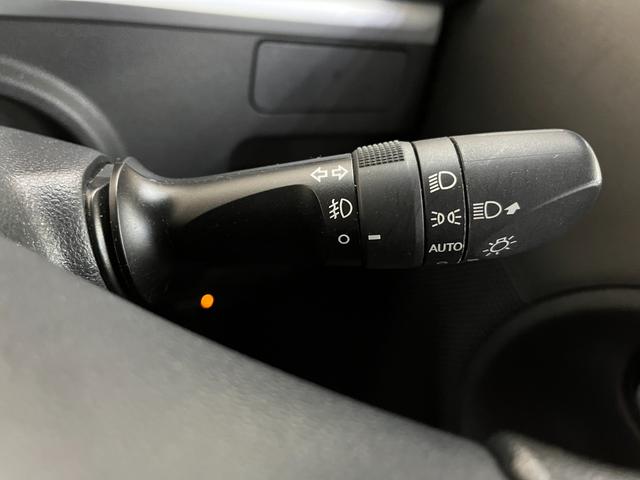 シフォン カスタムＲ　スペシャル　スマートアシスト　カスタムＲスペシャルスマートアシスト＿全方位モニタ－付ナビ／フルセグＴＶ／ｂｌｕｅｔｏｏｔｈ　純正アルミホイール　プッシュスタート　スマートキー　両側パワースライドドア　ＥＴＣ　ドライブレコーダー（18枚目）