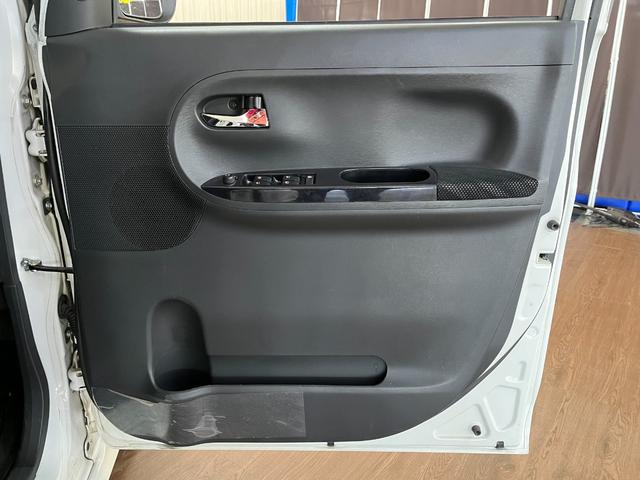 シフォン カスタムＲ　スペシャル　スマートアシスト　カスタムＲスペシャルスマートアシスト＿全方位モニタ－付ナビ／フルセグＴＶ／ｂｌｕｅｔｏｏｔｈ　純正アルミホイール　プッシュスタート　スマートキー　両側パワースライドドア　ＥＴＣ　ドライブレコーダー（40枚目）