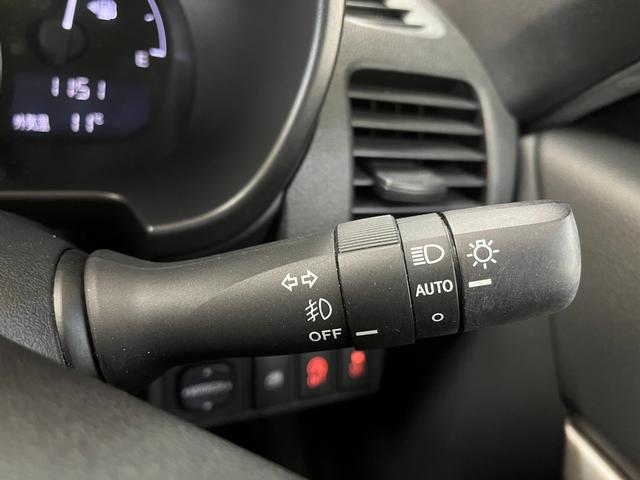 コペン 　ローブ＿純正ナビ／フルセグＴＶ／バックカメラ／ｂｌｕｅｔｏｏｔｈ＿ＥＴＣ＿ＬＥＤヘッドライト　純正アルミホイール　ドライブレコーダー　シートヒーター　電動格納ミラー　スマートキー（10枚目）