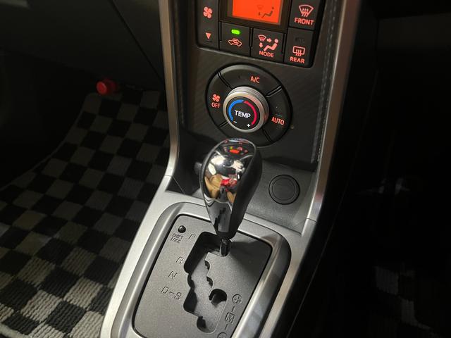 コペン 　ローブ＿純正ナビ／フルセグＴＶ／バックカメラ／ｂｌｕｅｔｏｏｔｈ＿ＥＴＣ＿ＬＥＤヘッドライト　純正アルミホイール　ドライブレコーダー　シートヒーター　電動格納ミラー　スマートキー（12枚目）