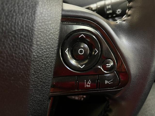 プリウス Ｓ　Ｓ＿純正ナビ／ワンセグＴＶ／バックモニタ－／ｂｌｕｅｔｏｏｔｈ＿ＥＴＣ＿クルーズコントロール＿トヨタセーフティセンス　ステアリングリモコン　純正アルミホイール　ＬＥＤヘッドライト　スマートキー（16枚目）