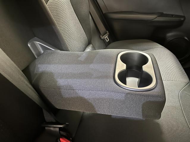 プリウス Ｓ　Ｓ＿純正ナビ／ワンセグＴＶ／バックモニタ－／ｂｌｕｅｔｏｏｔｈ＿ＥＴＣ＿クルーズコントロール＿トヨタセーフティセンス　ステアリングリモコン　純正アルミホイール　ＬＥＤヘッドライト　スマートキー（35枚目）