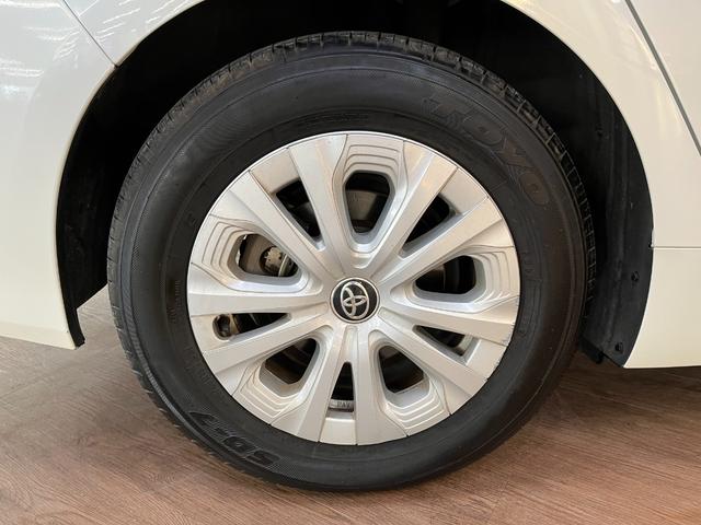 プリウス Ｓ　Ｓ＿純正ナビ／ワンセグＴＶ／バックモニタ－／ｂｌｕｅｔｏｏｔｈ＿ＥＴＣ＿クルーズコントロール＿トヨタセーフティセンス　ステアリングリモコン　純正アルミホイール　ＬＥＤヘッドライト　スマートキー（40枚目）