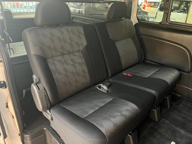 キャラバン ロングプレミアムＧＸ　バンプレミアムＧＸ＿アラウンドビューモニター＿純正ナビ／ｂｌｕｅｔｏｏｔｈ／フルセグＴＶ　ＬＥＤヘッドライト　ドライブレコーダー　ＥＴＣ　ステアリングリモコン　スマートキー　プッシュスタート（32枚目）