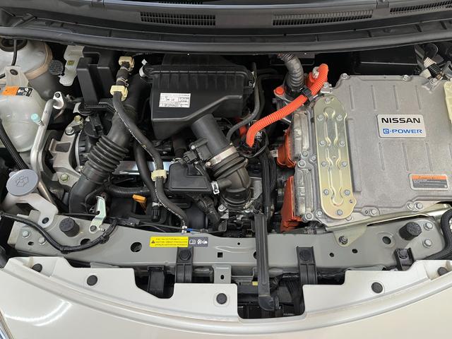 ノート 　ｅパワーニスモ＿アラウンドビューモニター付純正ナビ／フルセグＴＶ／Ｂｌｕｅｔｏｏｔｈ　ＬＥＤヘッドライト　社外アルミ　ドライブレコーダー　ＥＴＣ　プッシュスタート　スマートキー（45枚目）