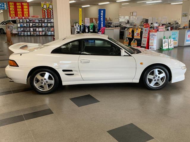 ＭＲ２ ＧＴ　ワンオーナー　ノーマル車　ターボ　５速マニュアル　走行５９００ＫＭ（8枚目）