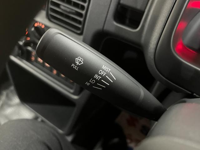 スーパーキャリイ Ｘ　届出済未使用車　４ＷＤ　スズキセーフティサポート　マニュアルエアコン　ＬＥＤヘッドライト　フォグランプ　電動格納ミラー　荷室三方開き　オートライト　クリアランスソナー　レーンアシスト　キーレス（16枚目）