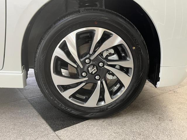 ソリオバンディット ハイブリッドＭＶ　登録済未使用車　スズキセーフティサポート　ＬＥＤヘッドライト　フォグランプ　両側パワースライドドア　純正アルミホイール　シートヒーター　ステアリングスイッチ　スマートキー　電動格納ミラー（45枚目）