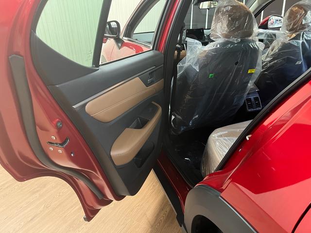 WR-V Z+ 登録済未使用車 ホンダセンシング クルーズコントロール LEDヘッドライト/フォグランプ 純正アルミホイール ステアリングスイッチ 電動格納ミラー プッシュスタート スマートキー 横滑り防止(33枚目)