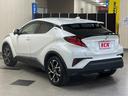 Ｃ－ＨＲ Ｇ－Ｔ　Ｇ－Ｔ＿純正８インチディスプレイオーディオナビ／バックカメラ／ｂｌｕｅｔｏｏｔｈ　ドライブレコーダー　純正アルミ　ステアリングスイッチ　ＬＥＤヘッドライト　ハーフレザーシート　トノカバー（7枚目）