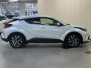 Ｃ－ＨＲ Ｇ－Ｔ　Ｇ－Ｔ＿純正８インチディスプレイオーディオナビ／バックカメラ／ｂｌｕｅｔｏｏｔｈ　ドライブレコーダー　純正アルミ　ステアリングスイッチ　ＬＥＤヘッドライト　ハーフレザーシート　トノカバー（8枚目）