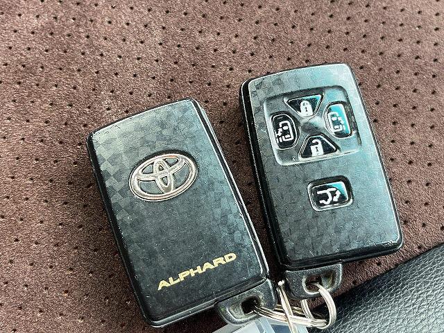 TOYOTA ALPHARD 240S TYPE GOLD