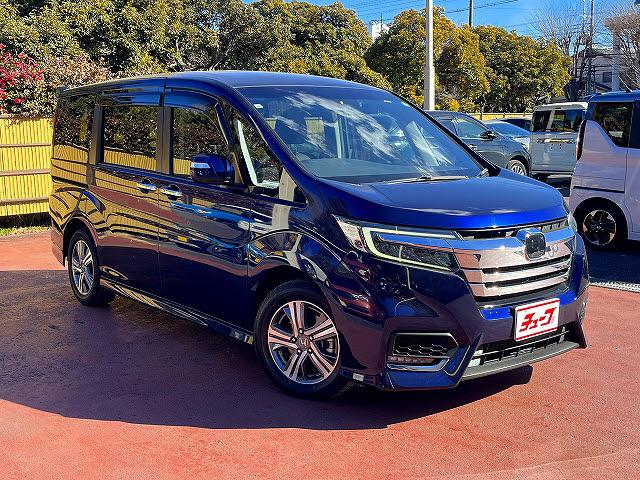 ステップワゴンスパーダ ｅ：ＨＥＶスパーダ　Ｇ　ホンダセンシング　スパーダ５ＤｅＨＥＶスパーダＧ／禁煙車／前後ドライブレコーダー／両側パワースライドドア／純正ナビ／フルセグＴＶ／バックカメラ／後席用フリップダウンモニター／ＬＥＤヘッドライト（2枚目）
