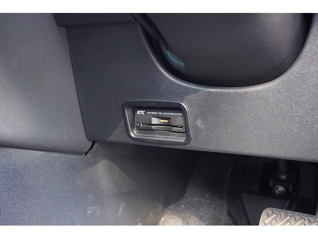 20G FOUR 純正HDDナビゲーション CD録音機能 ビルトインETC 4WD オプションフルセグTV ガラスルーフ 左サイドカメラ バックカメラ 純正17インチアルミ インテリジェントキー HID(24枚目)