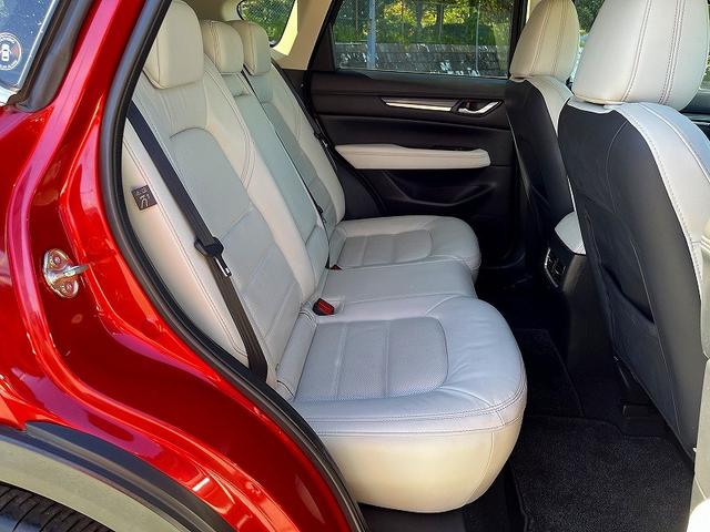 CX-5 XD Lパッケージ ワンオーナー・禁煙車・4WD・純正ナビ・全方位カメラ・シティブレーキ・パワーバックドア・レザーシート・ドラレコ・ステアリングヒーター・シートヒーター・Bluetooth・ETC(35枚目)