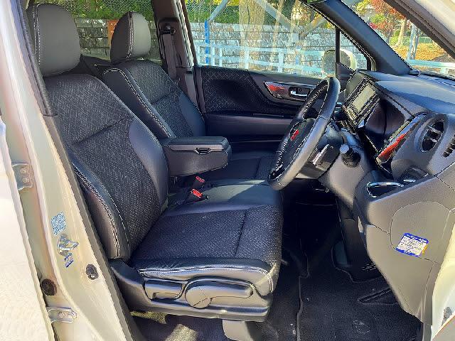 Ｎ－ＷＧＮカスタム Ｇ・ターボパッケージ　衝突軽減ブレーキ・純正ナビ・フルセグＴＶ・Ｂｌｕｅｔｏｏｔｈ・ＤＶＤ再生・バックカメラ・ＨＩＤヘッドライト・キーフリー・プッシュスタート・ＥＴＣ（8枚目）