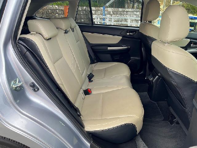 レヴォーグ 2.0GTアイサイト 純正ナビ・バックカメラ・レザーシート・パワーシート・DVD再生・LEDヘッドライト・キーフリー・レーダークルーズ・SI-DRIVE・シートヒーター・パドルシフト(10枚目)