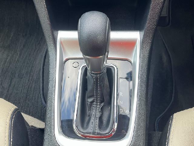 レヴォーグ 2.0GTアイサイト 純正ナビ・バックカメラ・レザーシート・パワーシート・DVD再生・LEDヘッドライト・キーフリー・レーダークルーズ・SI-DRIVE・シートヒーター・パドルシフト(20枚目)