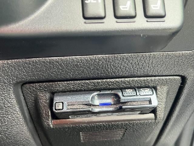 レヴォーグ 2.0GTアイサイト 純正ナビ・バックカメラ・レザーシート・パワーシート・DVD再生・LEDヘッドライト・キーフリー・レーダークルーズ・SI-DRIVE・シートヒーター・パドルシフト(24枚目)