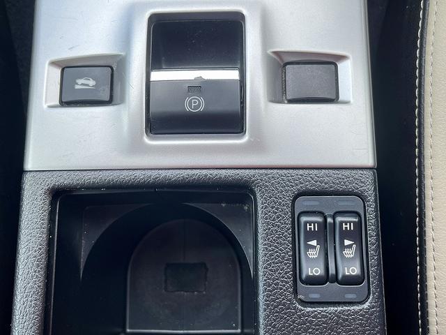 レヴォーグ 2.0GTアイサイト 純正ナビ・バックカメラ・レザーシート・パワーシート・DVD再生・LEDヘッドライト・キーフリー・レーダークルーズ・SI-DRIVE・シートヒーター・パドルシフト(41枚目)