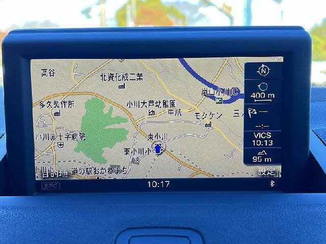 Ａ１ アドマイアードプラスリミテッド　禁煙車・純正ナビ・フルセグＴＶ・Ｂｌｕｅｔｏｏｔｈ・ＤＶＤ再生・１７インチアルミホイール・ＨＩＤヘッドライト・フォグランプ・バックフォグランプ・キーフリー・プッシュスタート・オートライト（11枚目）