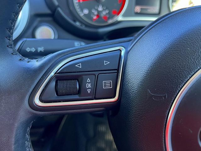 Ａ１ アドマイアードプラスリミテッド　禁煙車・純正ナビ・フルセグＴＶ・Ｂｌｕｅｔｏｏｔｈ・ＤＶＤ再生・１７インチアルミホイール・ＨＩＤヘッドライト・フォグランプ・バックフォグランプ・キーフリー・プッシュスタート・オートライト（41枚目）