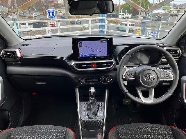 ライズ Z 禁煙車・モデリスタエアロ・衝突軽減ブレーキ・純正9インチナビ・ドラレコ・LEDヘッドライト・シートヒーター・オートライト・純正17インチアルミ・ブラインドスポットモニター(3枚目)