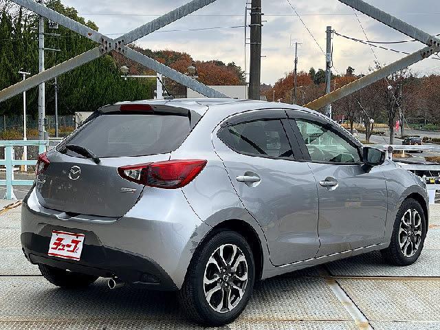 デミオ XDツーリング Lパッケージ 禁煙車・衝突軽減ブレーキ・純正ナビ・フルセグTV・Bluetooth・バックカメラ・ETC・クルーズコントロール・レザーシート・純正アルミホイール・キーフリー(6枚目)