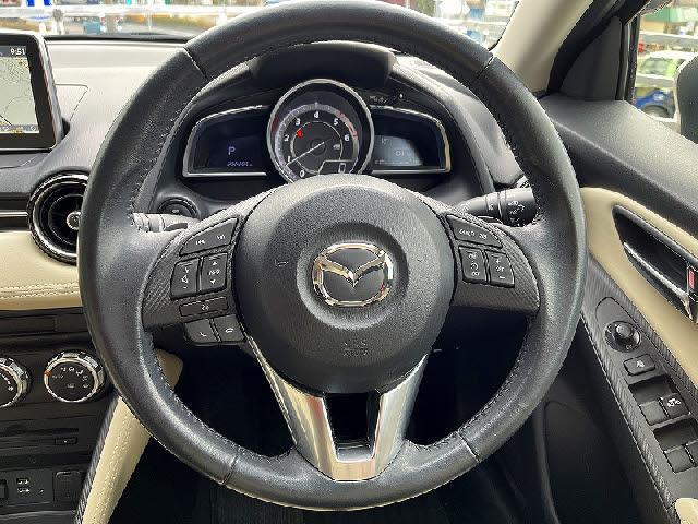 デミオ XDツーリング Lパッケージ 禁煙車・衝突軽減ブレーキ・純正ナビ・フルセグTV・Bluetooth・バックカメラ・ETC・クルーズコントロール・レザーシート・純正アルミホイール・キーフリー(19枚目)