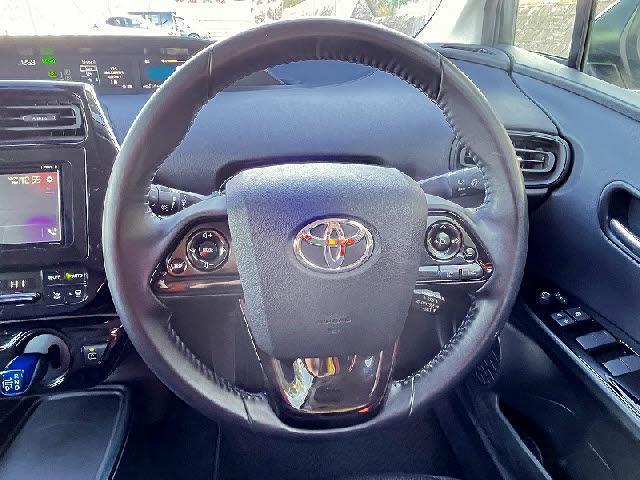 プリウス Ｓ　禁煙車・衝突軽減ブレーキ・Ｂｌｕｅｔｏｏｔｈ・バックカメラ・ＬＥＤヘッドライト・オートハイビーム・パーキングソナー・キーフリー・アルミホイール・ＤＶＤ再生（22枚目）