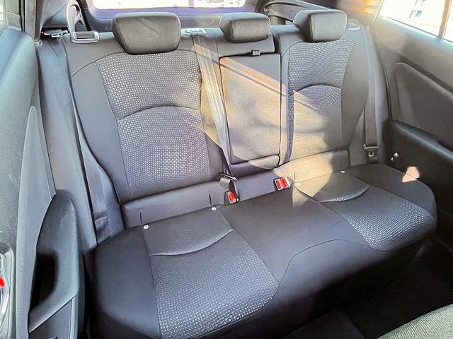 プリウス Ｓ　禁煙車・衝突軽減ブレーキ・Ｂｌｕｅｔｏｏｔｈ・バックカメラ・ＬＥＤヘッドライト・オートハイビーム・パーキングソナー・キーフリー・アルミホイール・ＤＶＤ再生（38枚目）