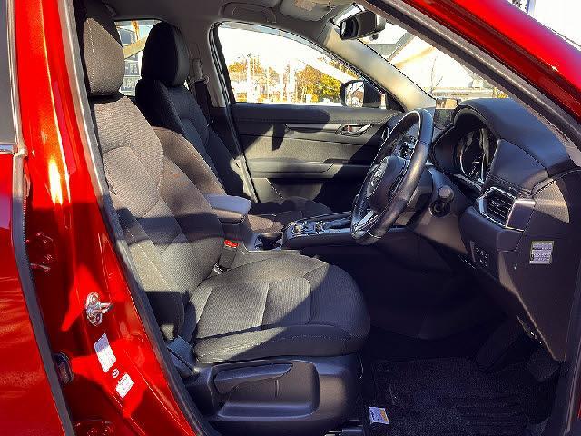 ＣＸ－５ ２０Ｓ　プロアクティブ　禁煙車・衝突軽減ブレーキ・純正ナビ・フルセグＴＶ・バックカメラ・左サイドカメラ・ドラレコ・純正１９インチアルミホイール・レーダークルーズ・ＬＥＤヘッドライト・キーフリー・ヘッドアップディスプレイ（11枚目）