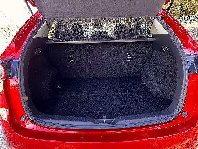 ＣＸ－５ ２０Ｓ　プロアクティブ　禁煙車・衝突軽減ブレーキ・純正ナビ・フルセグＴＶ・バックカメラ・左サイドカメラ・ドラレコ・純正１９インチアルミホイール・レーダークルーズ・ＬＥＤヘッドライト・キーフリー・ヘッドアップディスプレイ（26枚目）