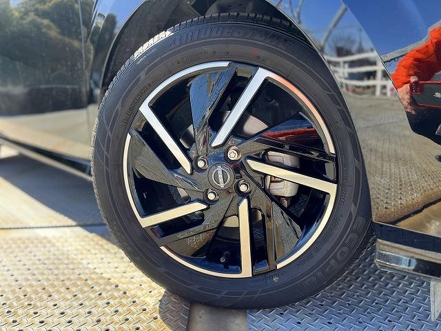 ノート Ｘ　禁煙車・プロパイロット・衝突軽減ブレーキ・純正ナビ・フルセグＴＶ・デジタルインナーミラー・ＬＥＤライト・全方位カメラ・Ｂｌｕｅｔｏｏｔｈ・ＨＤＭＩ入力端子・ＥＴＣ２．０・ドラレコ・フォグランプ（44枚目）