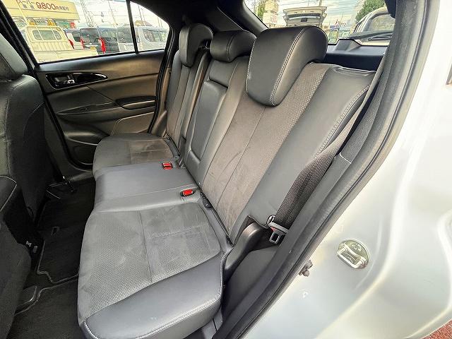 エクリプスクロスPHEV P P 衝突被害軽減ブレーキ レーザークルーズ 純正ナビゲーション 全方位モニター ハンドルヒーター 両席シートヒーター パワーシート パドルシフト LEdヘッドライト 4WD ハーフレザー(10枚目)