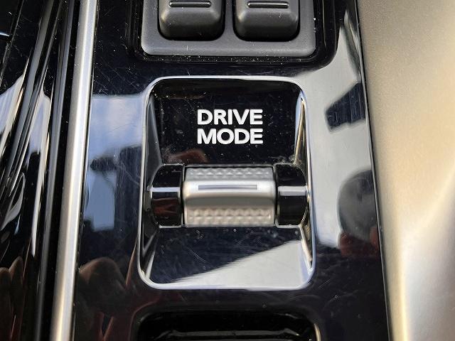 エクリプスクロスPHEV P P 衝突被害軽減ブレーキ レーザークルーズ 純正ナビゲーション 全方位モニター ハンドルヒーター 両席シートヒーター パワーシート パドルシフト LEdヘッドライト 4WD ハーフレザー(23枚目)