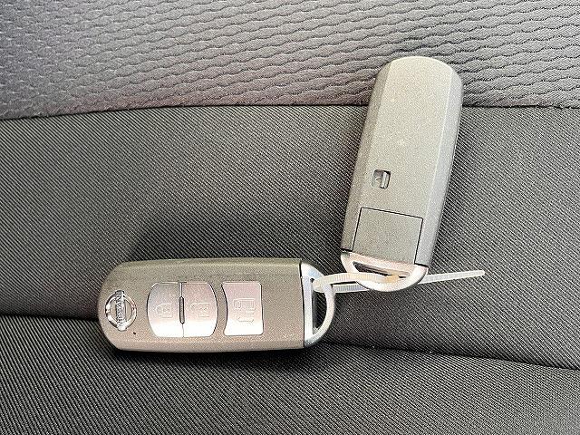 ラフェスタ ハイウェイスター ハイウェイスター 純正ナビゲーション ETC キーフリーエントリーシステム 片側パワースライドドア 横滑り防止機能 社外フリップダウンモニター アイドリングストップ 純正アルミホイール ETC(26枚目)