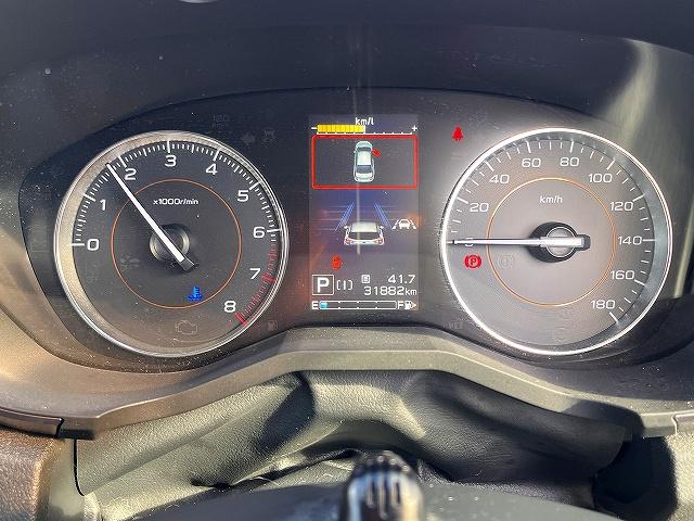 XV 2.0i-L アイサイト 2.0i-Lアイサイト 4WD メーカーオプション8インチナビ ブルートゥース フルセグTV パドルシフト クルーズコントロール キーフリー プッシュスタート ドライブレコーダー 純正AW(4枚目)