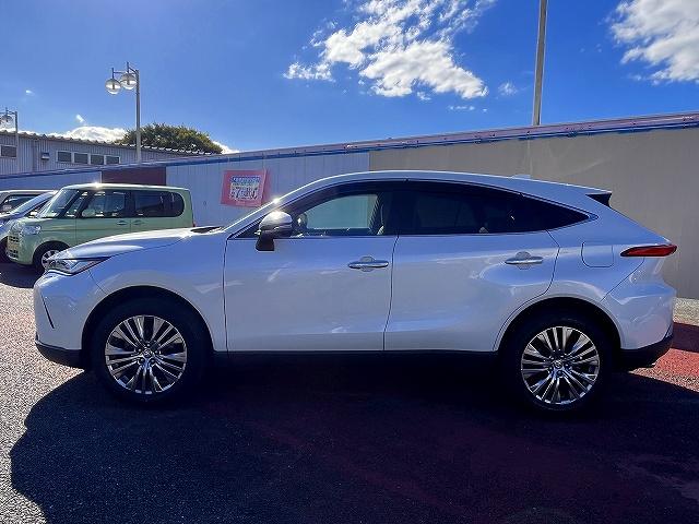 ハリアー Z レザーパッケージ Zレザーパッケージ トヨタセーフティセンス JBLサウンドシステム レザーシート クルコン 横滑り防止機能 パワーバックドア シートヒーター ステアリングヒーター 全方位モニター 純正ナビ ETC(15枚目)