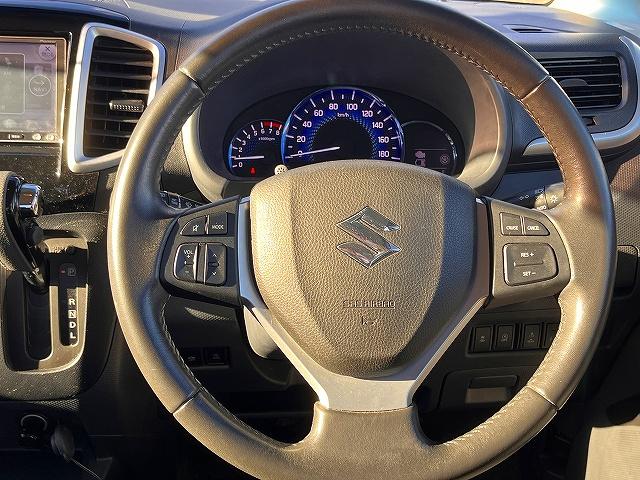 ソリオバンディット DJE DJE 左側パワースライドドア レーダーブレーキサポート キーフリーエントリーシステム プッシュエンジンスタート ブルートゥース 社外ナビゲーション DVD視聴可能 クルーズコントロール(17枚目)