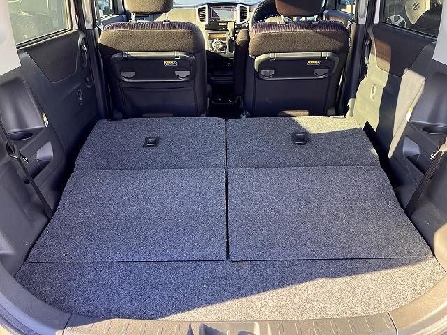 ソリオバンディット DJE DJE 左側パワースライドドア レーダーブレーキサポート キーフリーエントリーシステム プッシュエンジンスタート ブルートゥース 社外ナビゲーション DVD視聴可能 クルーズコントロール(23枚目)