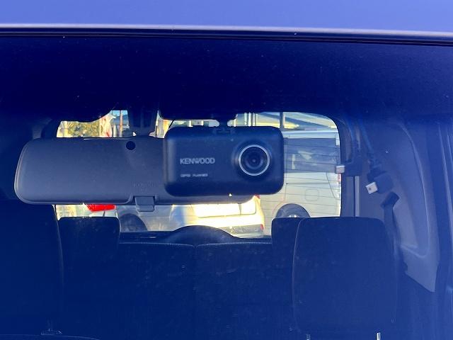 ソリオバンディット DJE DJE 左側パワースライドドア レーダーブレーキサポート キーフリーエントリーシステム プッシュエンジンスタート ブルートゥース 社外ナビゲーション DVD視聴可能 クルーズコントロール(24枚目)