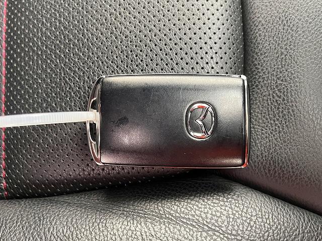 ＣＸ－５ ２５Ｓ　スポーツアピアランス　２５Ｓスポーツアピアランス　４ＷＤ　純正ＳＤナビゲーション　全方位モニター　ＤＶＤ視聴　ヘッドアップディスプレイ　シートヒーター　ハンドルヒーター　パワーシート　パワーバックドア　衝突被害軽減ブレーキ（26枚目）