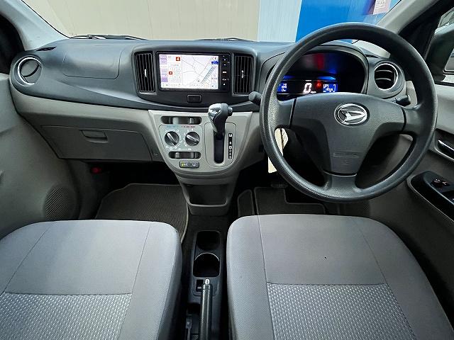 ミライース Ｘ　ＳＡ　Ｘ－ＳＡ　衝突被害軽減ブレーキ　横滑り防止機能　純正ナビゲーション　ワンセグＴＶ　バックカメラ　純正アルミホイール　アイドリングストップ　キーレスエントリーシステム　アンチロックブレーキシステム（3枚目）