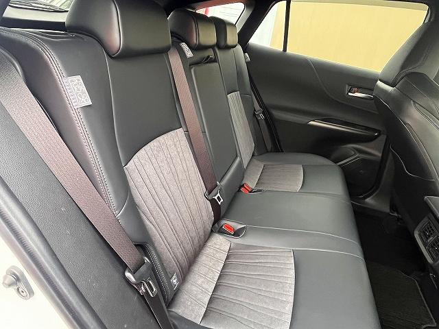 ハリアー Ｇ　Ｇ　　４ＷＤ　　モデリスタエロ　　トヨタセーフティセンス　　バックガイドモニター　ハーフレザーシート　デジタルインナーミラー　パワーリアゲート　モデリスタエアロ　ブルートゥース　純正ナビゲーション（7枚目）