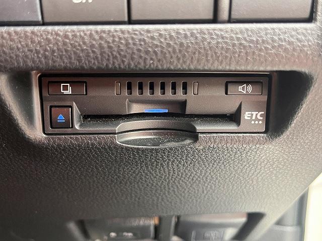 ハリアー Ｇ　Ｇ　　４ＷＤ　　モデリスタエロ　　トヨタセーフティセンス　　バックガイドモニター　ハーフレザーシート　デジタルインナーミラー　パワーリアゲート　モデリスタエアロ　ブルートゥース　純正ナビゲーション（14枚目）